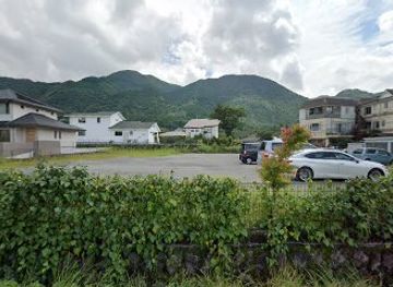 japan/yufuin/attraction/Yufuin-Stained-Glass-Art-Museum-Parking-Lot