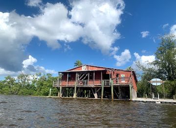 florida/fakahatchee-strand-preserve-state-park/attraction/smallwood-store