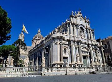 italy/catania/attraction/excursions-etna-sicily-touring