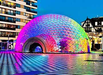 belgium/knokke-heist/attraction/glasbak-glasbol-place-m-as-tu-vu