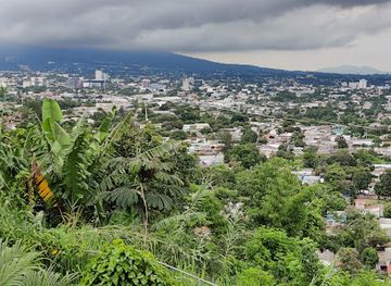 el-salvador/san-salvador/zona-rosa/attraction/municipal-lookout-of-san-salvador