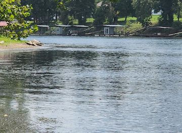 missouri/table-rock-lake/attraction/branson-celebrity-car-museum