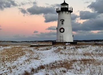 massachusetts/hyannis/attraction/edgartown-harbor-lighthouse