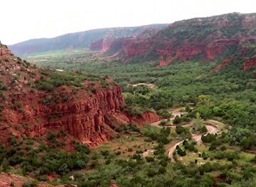 texas/palo-duro-canyon-state-park/attraction/caprock-canyons-state-park-trailway
