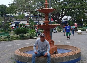 ecuador/esmeraldas-region/attraction/parque-central