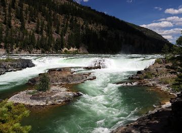 montana/the-cabinet-mountains/attraction/kootenai-falls