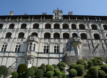 france/centre-val-de-loire/attraction/lapidary-museum