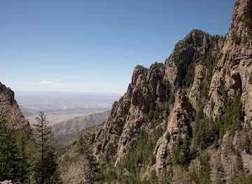 new-mexico/sandia-peak-tramway/attraction/la-luz-trailhead