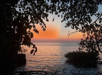 indonesia/pulau-bunaken/attraction/batu-meja