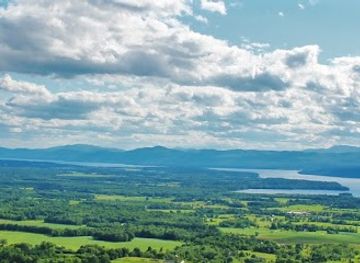 vermont/washington-county/attraction/mt-philo-state-park