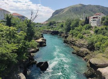 bosnia-and-herzegovina/mostar/attraction/titov-most