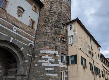 italy/pisa/attraction/porta-di-san-gervasio