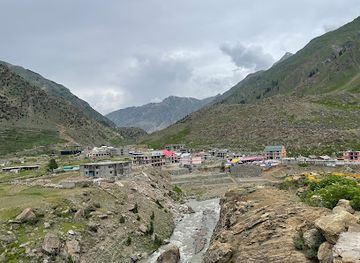 pakistan/naran/attraction/burwai-water-glaciers