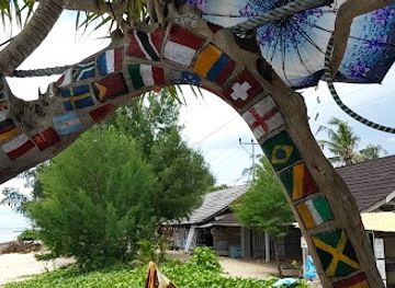 indonesia/gili-islands/attraction/bintang-beach-tree-house