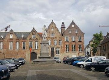 belgium/nieuwpoort/attraction/woensdagmarkt