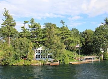 new-york/thousand-islands/attraction/thousand-island-cruises