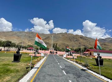 pakistan/ladakh/attraction/kargil-war-memorial