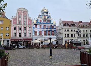 poland/szczecin/attraction/rynek-sienny