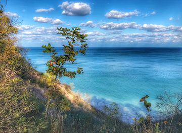 wisconsin/kettle-moraine-state-forest/attraction/lion-s-den-gorge-nature-preserve