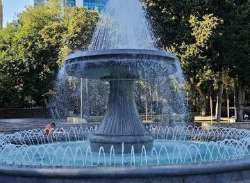 azerbaijan/baku/attraction/fountains-square