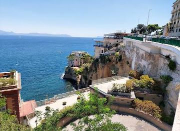 italy/pompeii/attraction/posillipo