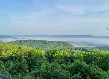 pennsylvania/bald-eagle-state-park/attraction/bells-majestic-view