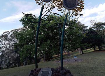 australia/darling-downs/attraction/the-big-sunflower