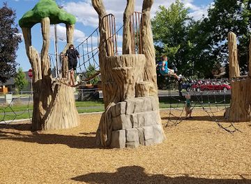 oregon/smith-rock-state-park/attraction/quince-park