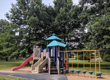 arkansas/fayetteville/attraction/greathouse-park