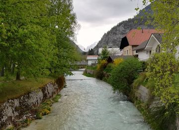 slovenia/carinthia/attraction/smercova-hisa