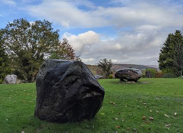 ireland/county-kerry/attraction/kenmare-stone-circle