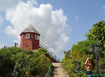 barbados/crane-beach/attraction/gun-hill-signal-station