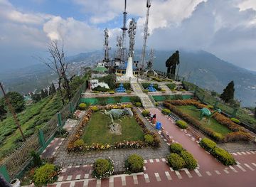 india/northern-plains/attraction/eagle-s-crag