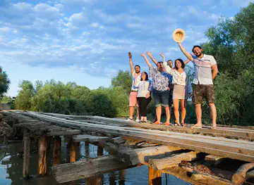 Eco-Village Valeni