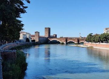 italy/verona/attraction/riva-s-lorenzo