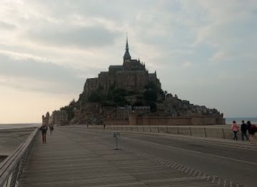 france/mont-saint-michel/attraction/maison-de-l-artichaut