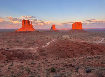 arizona/monument-valley/attraction/monument-valley-view-point