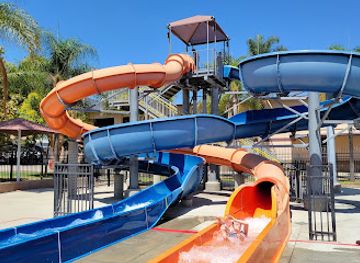 california/san-gabriel-valley/attraction/splash-zone