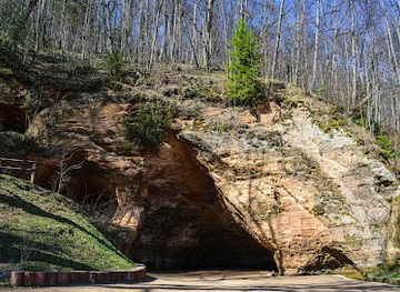 latvia/gauja-river/attraction/gutman-s-cave