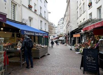 france/versailles/attraction/rue-mouffetard