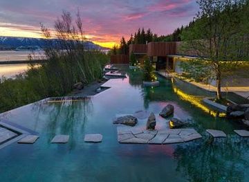 iceland/akureyri/attraction/forest-lagoon