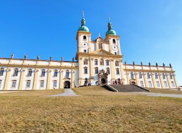 czechia/svaty-kopecek/attraction/krizova-cesta