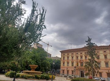 spain/lleida/attraction/plaza-de-la-paz
