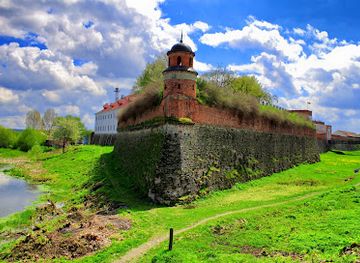 ukraine/polesia/attraction/dubno-castle