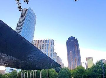 texas/fort-worth/attraction/klyde-warren-park