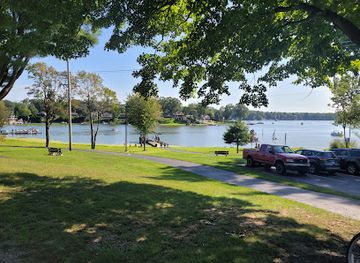 michigan/muskegon/attraction/pomona-park