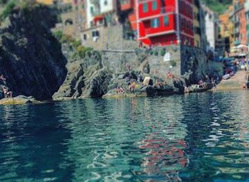 italy/cinque-terre/attraction/cinque-terre-boat-tour