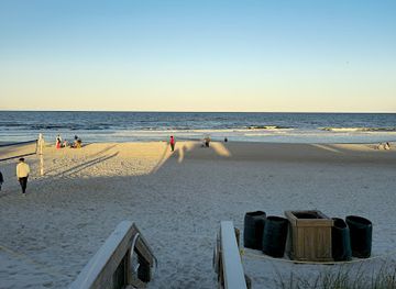 florida/jacksonville/jacksonville-beach/attraction/jax-beach