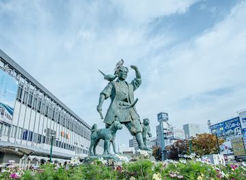 japan/sanuki/attraction/statue-of-momotaro