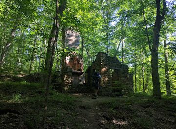 indiana/morgan-monroe-state-forest/attraction/charles-c-deam-wilderness